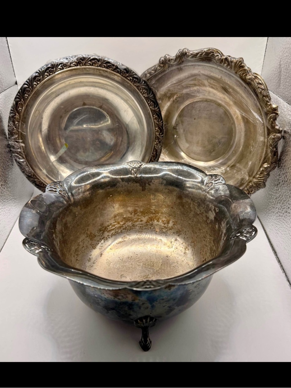 Vintage Silver-Tone Decorative Bowl/ Serving Trays